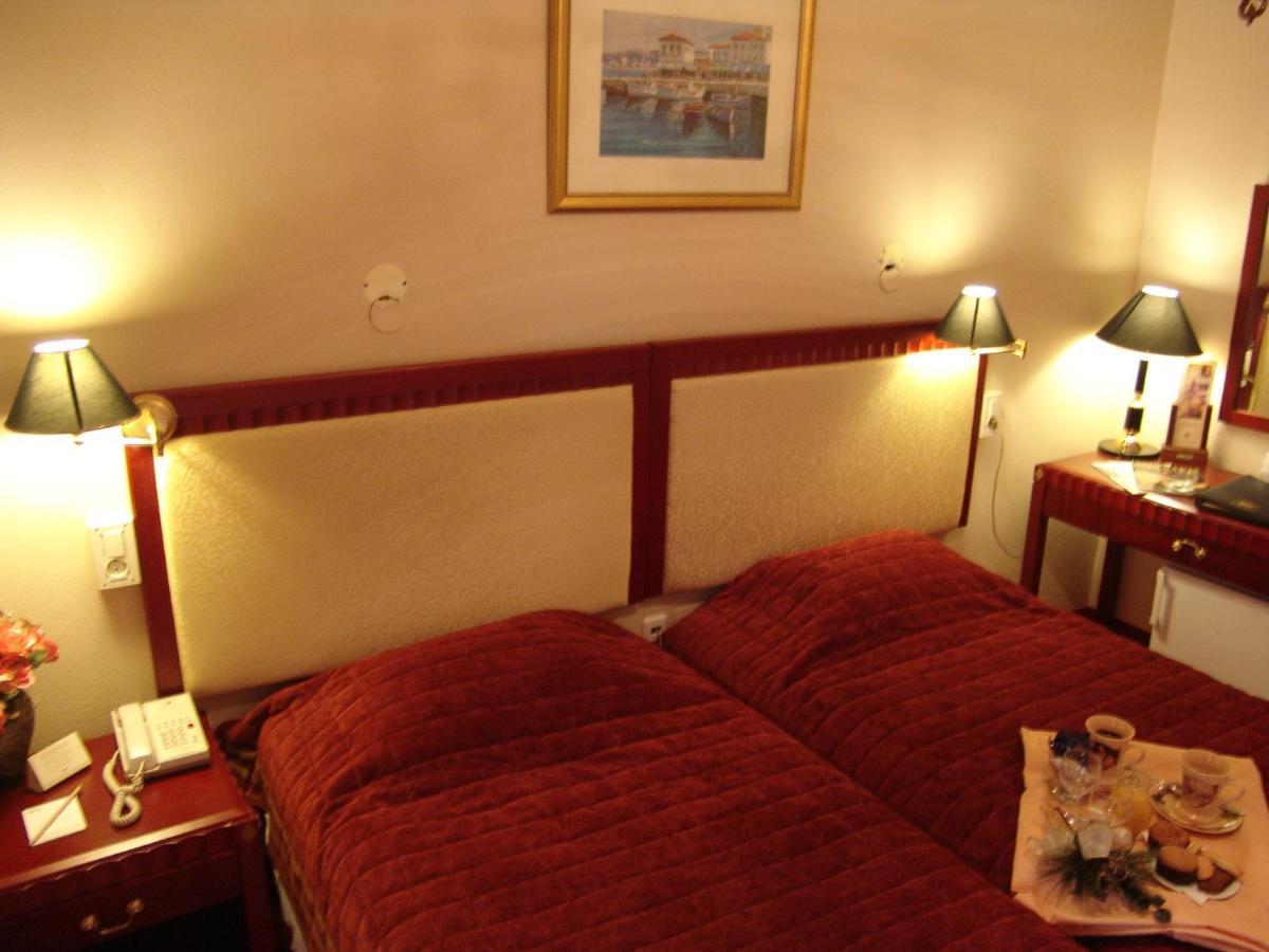Protessilaos Hotel Néa Ankhíalos Extérieur photo